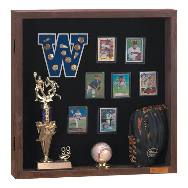 24 inch Memorabilia Case U847148