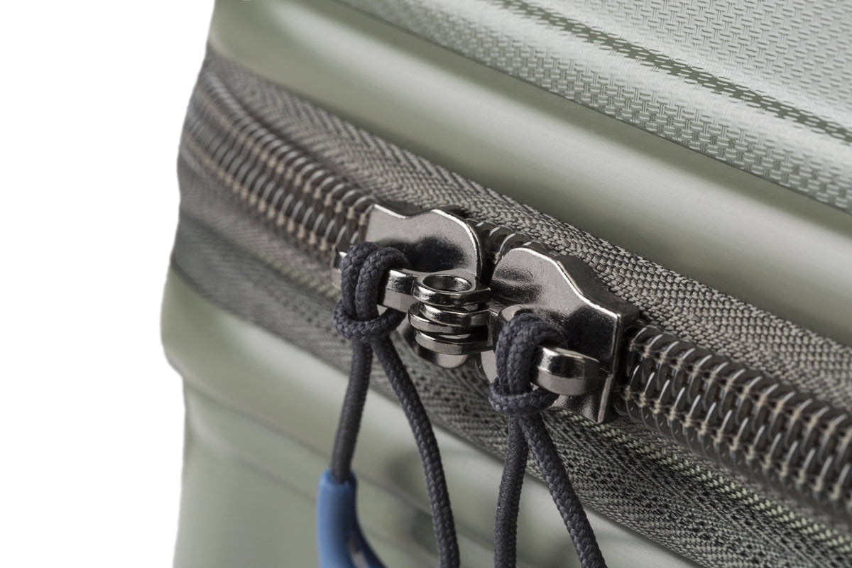Thyme Green Hardcase Roller 22 D999914