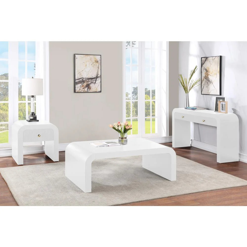 White Wood Coffee Table D719