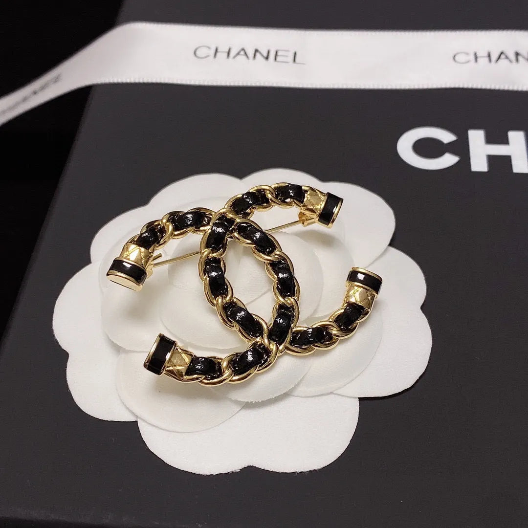 Brooch G25583