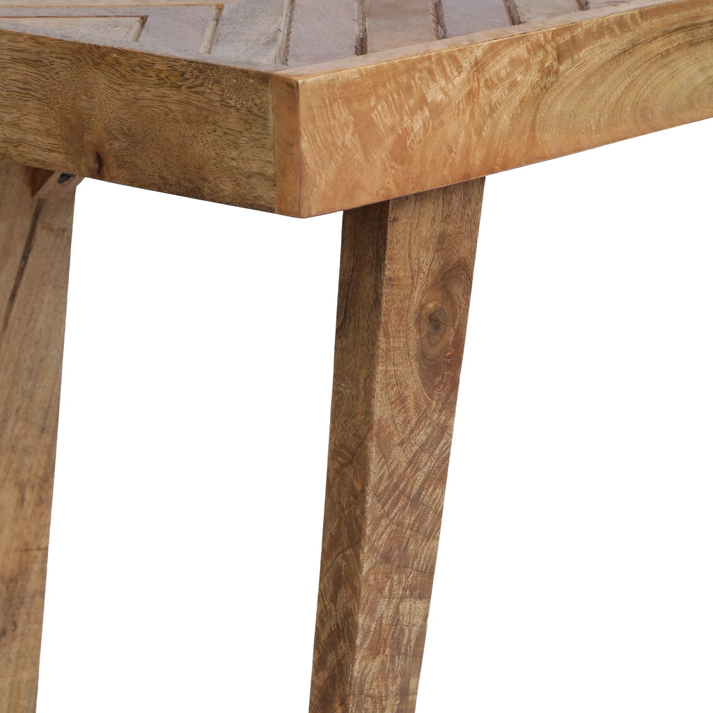 Golden Brown Bench O665