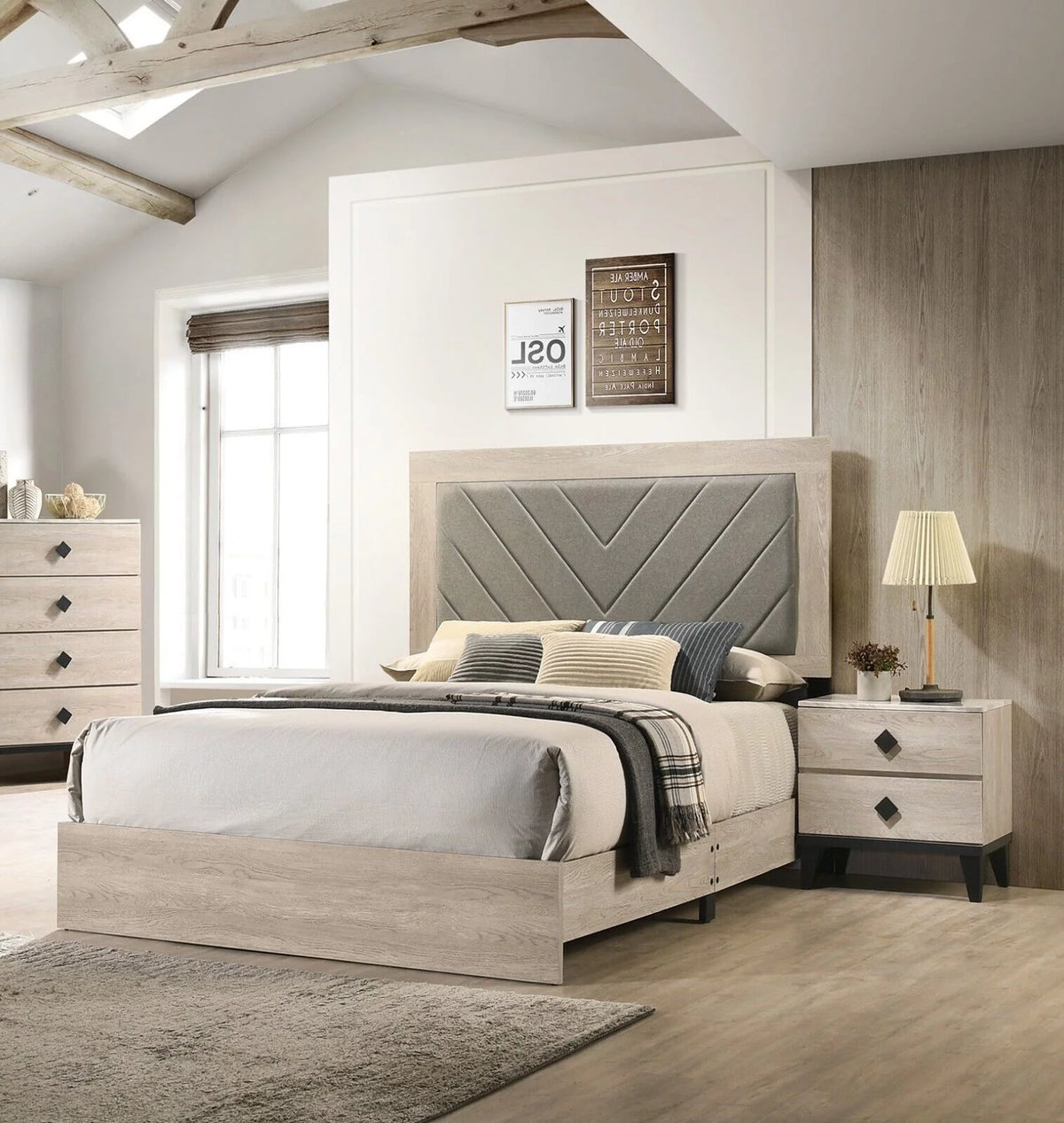King Size Bed and 2 Nightstands Cream Wooden Tufted Headboard 3pc Set F987731