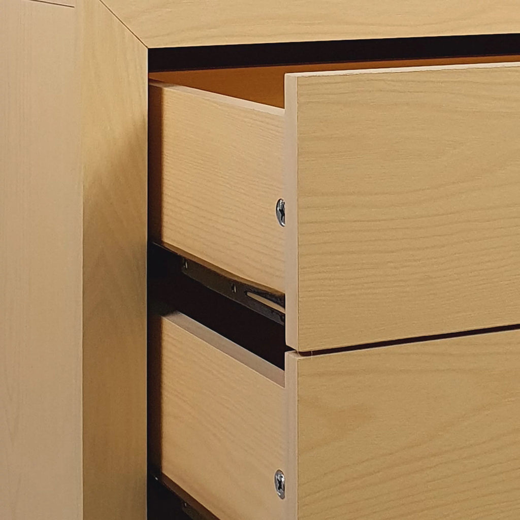 2 Piece 4 Drawer Dresser and Nightstand Set Z2773