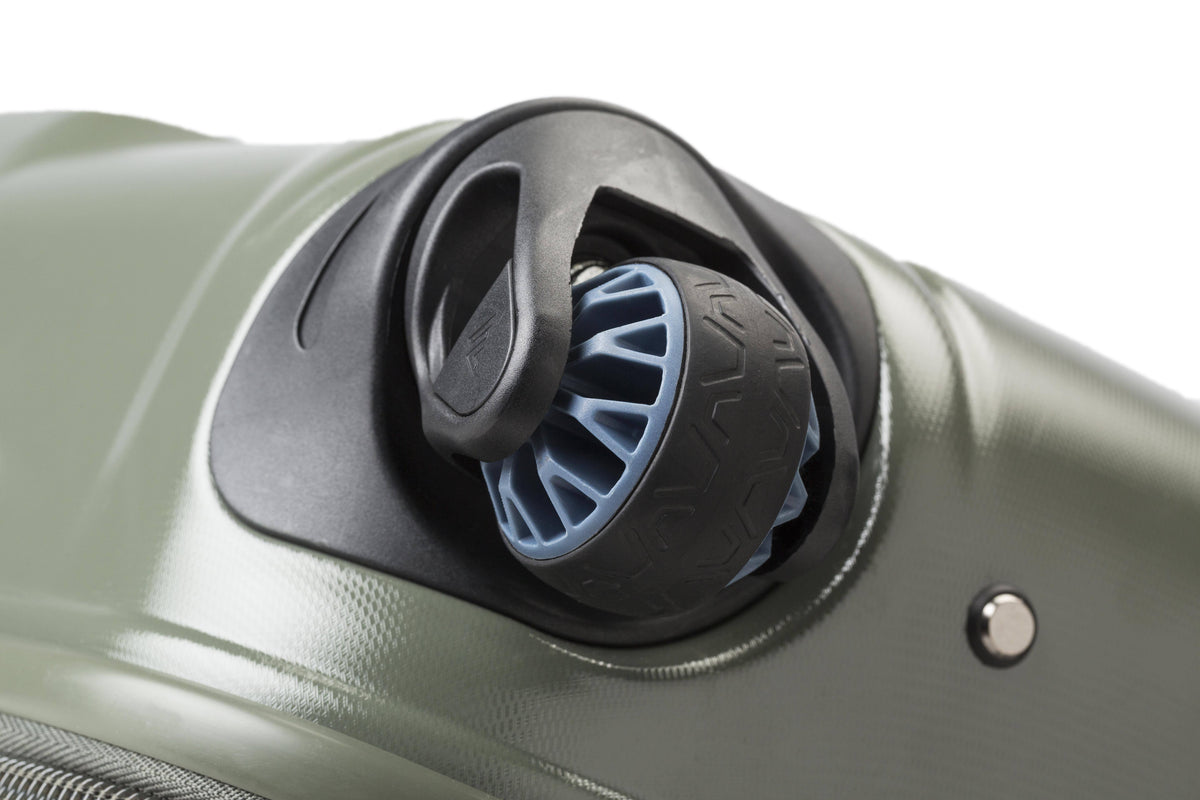 Thyme Green Hardcase Roller 22 D999914