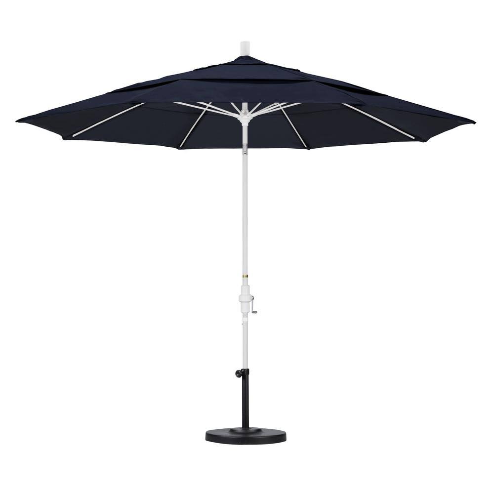 11 ft. Fiberglass Market Umbrella D64030