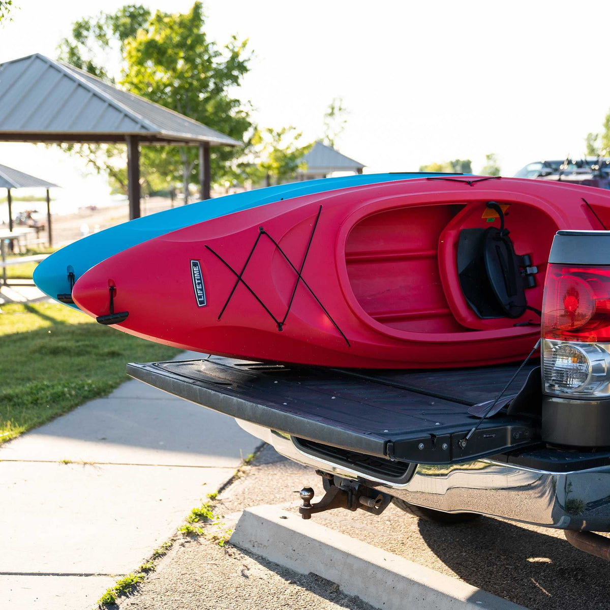10 ft Sit-Inside Kayak Z38451