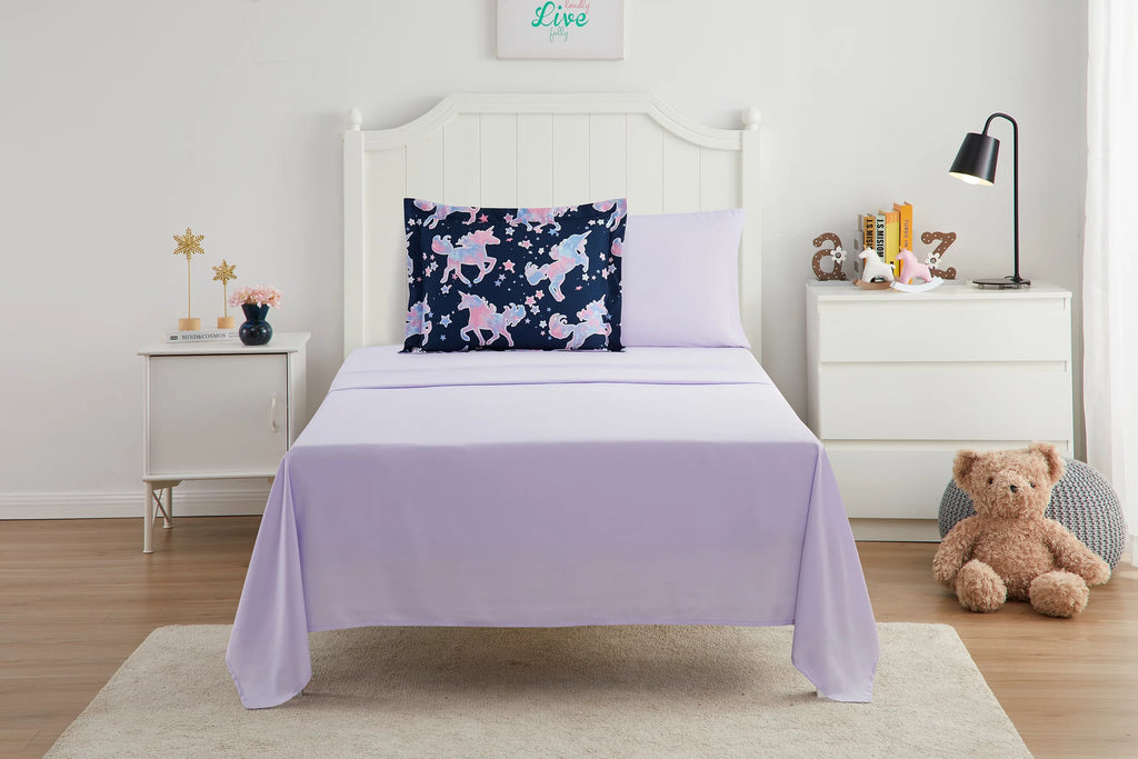 7-Piece Glow in the Dark Unicorn Bed-in-a-Bag, Full O854