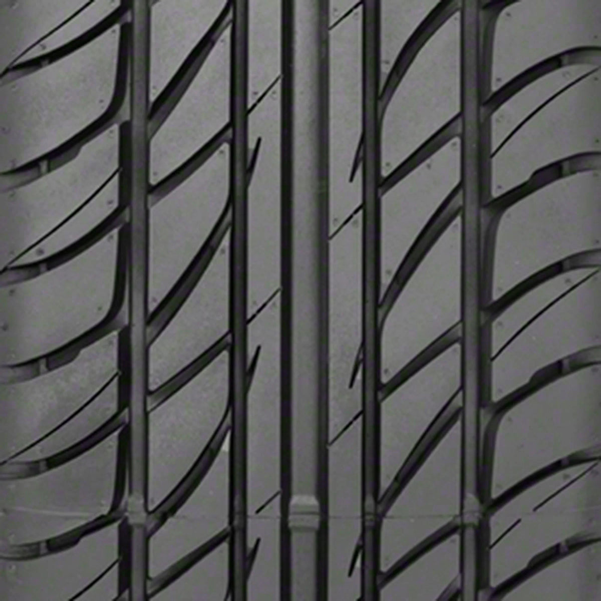 215/65R15 96H Passenger Tire O6735